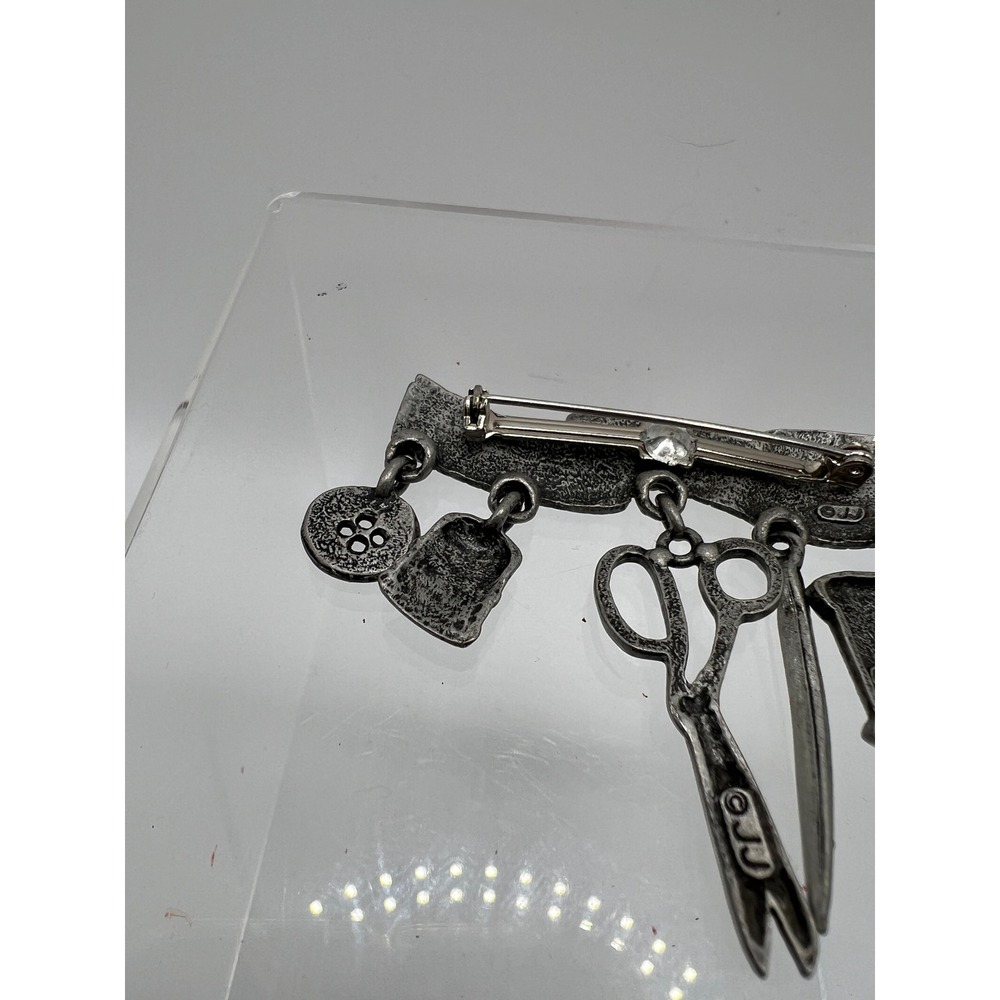 Vintage JJ Jonette Pewter Sewing Charm Pin Brooch 2" Silver Tone - Picture 6 of 9